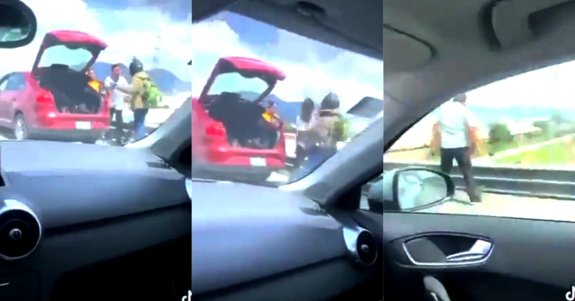 Se golpean y avientan a repartidor desde un puente