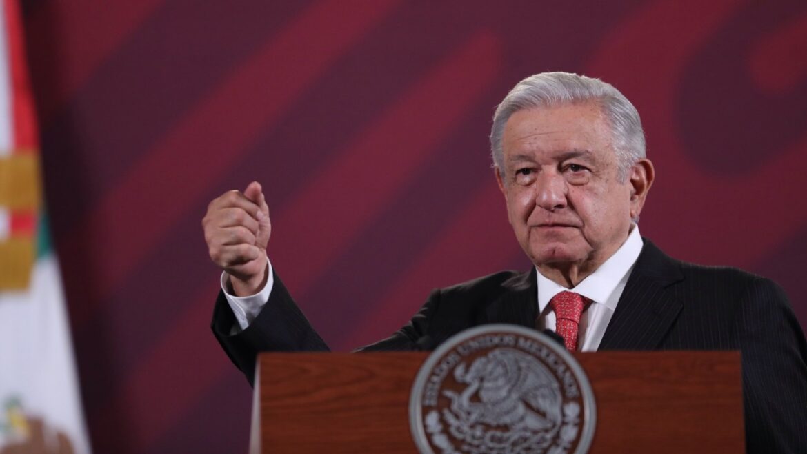 AMLO celebra segundo lugar como ‘presidente mejor evaluado del mundo