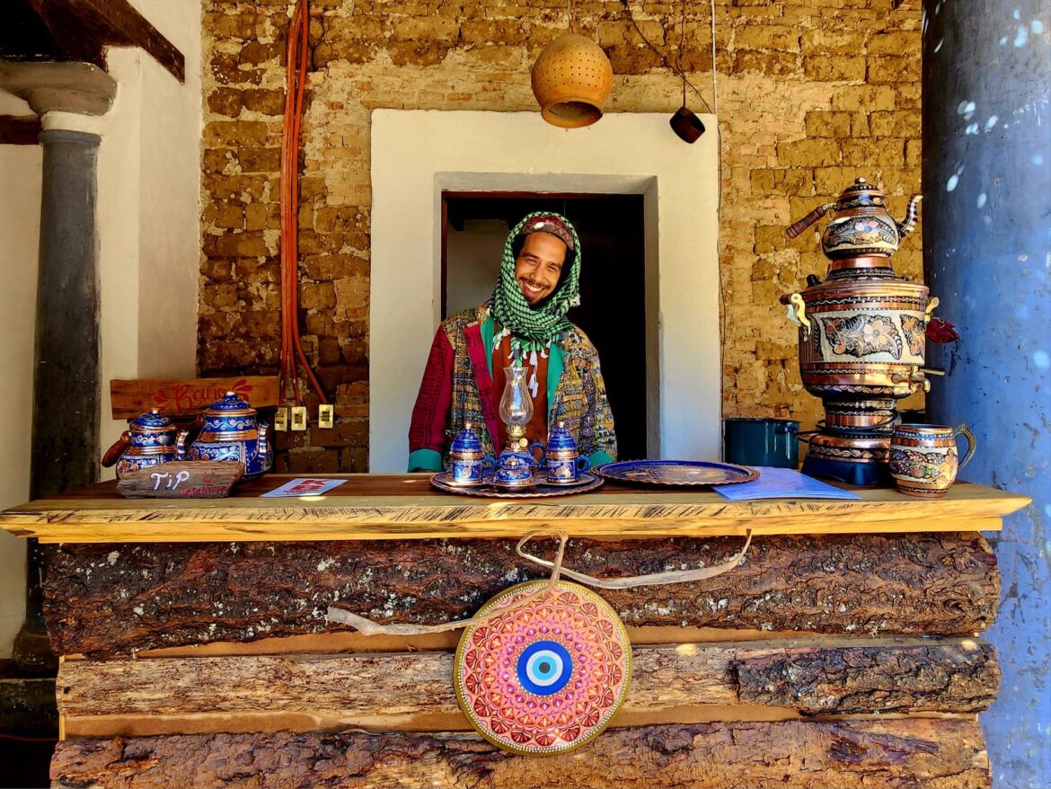 Cafetería en San Cristóbal se viraliza por concepto turco